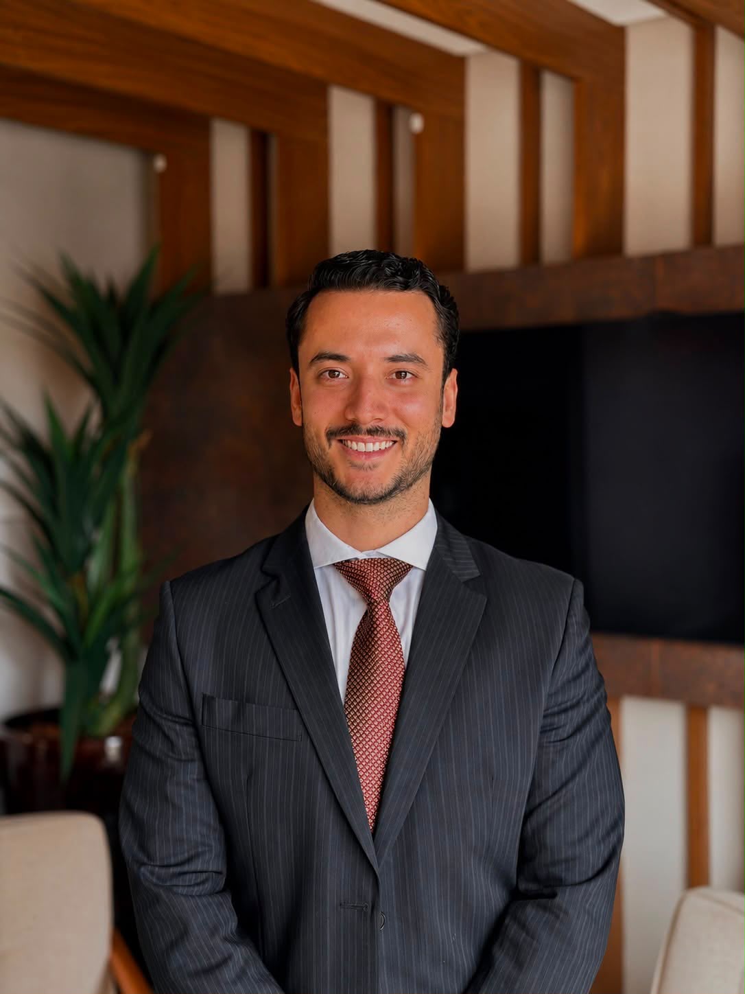 Dr. Renzo Radaeli